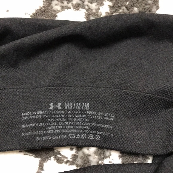 Too small - Picture 3 of 3